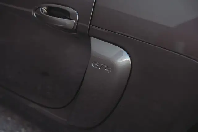Porsche Cayman view 14