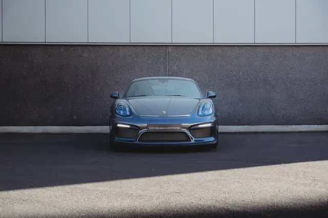 Porsche Cayman view 3