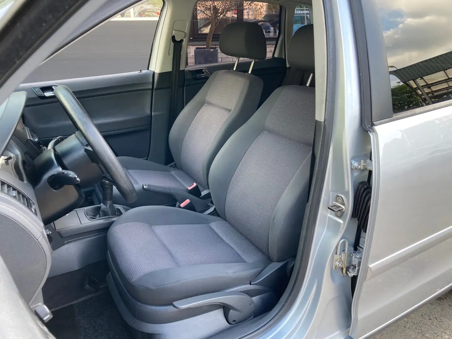 Volkswagen Polo 1.4-16V Turijn 113000 KM NIEUWSTAAT Gris - 2