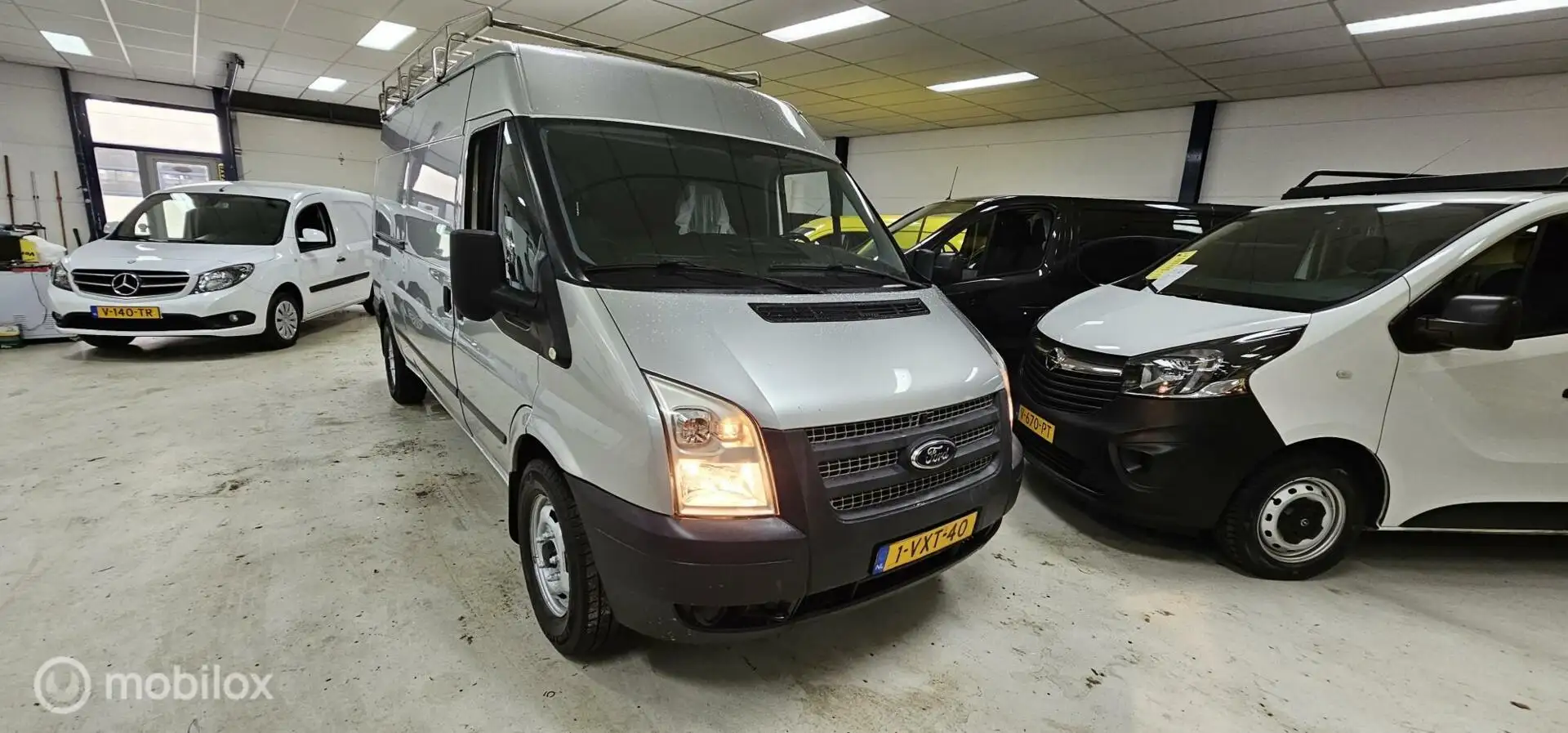 Ford Transit 330L 2.2 TDCI HD 6bak imperiaal Silber - 2