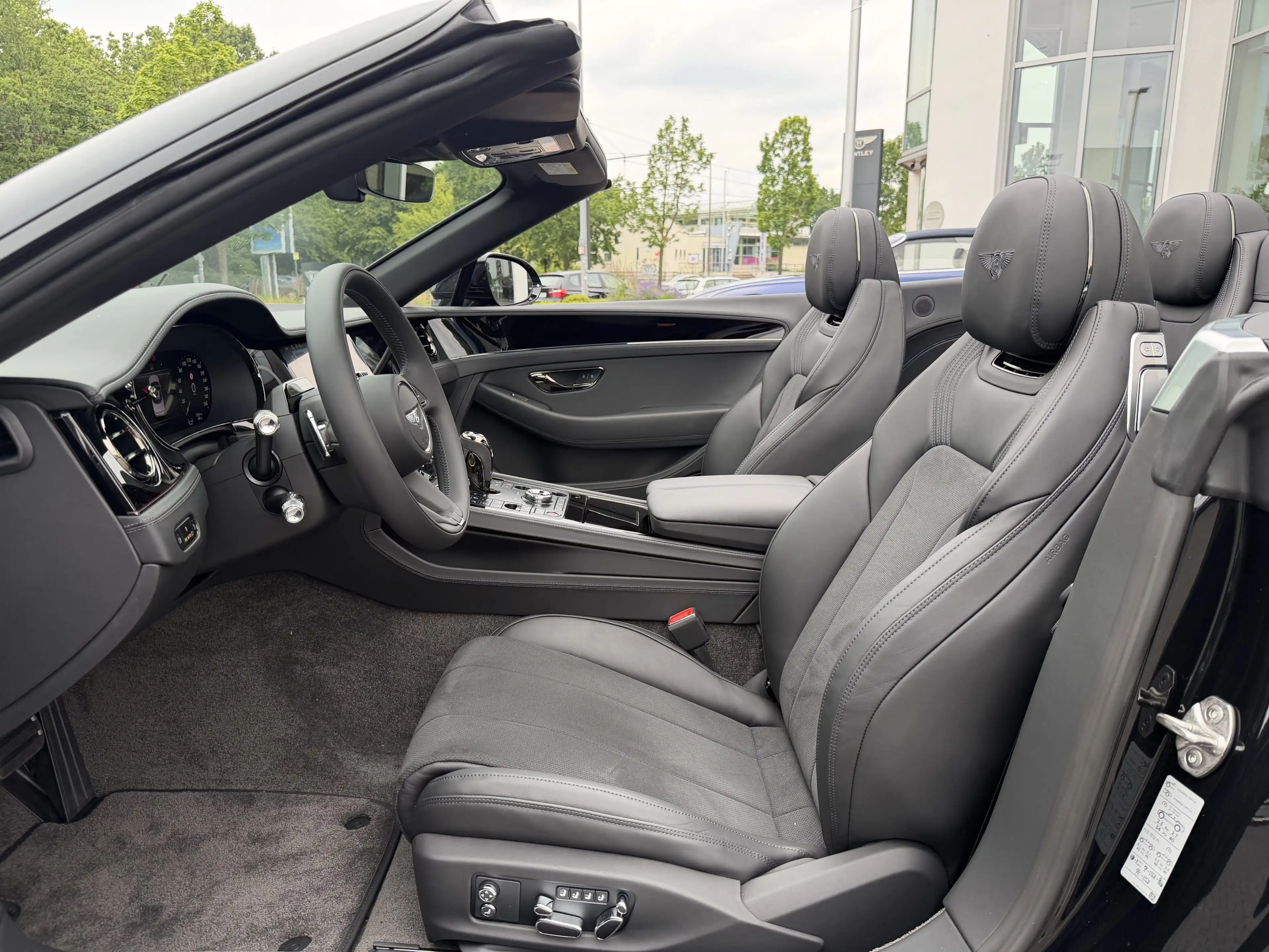 Bentley Continental GTC S *Touring*Rotating*FrontSeatComf.* — photo 14