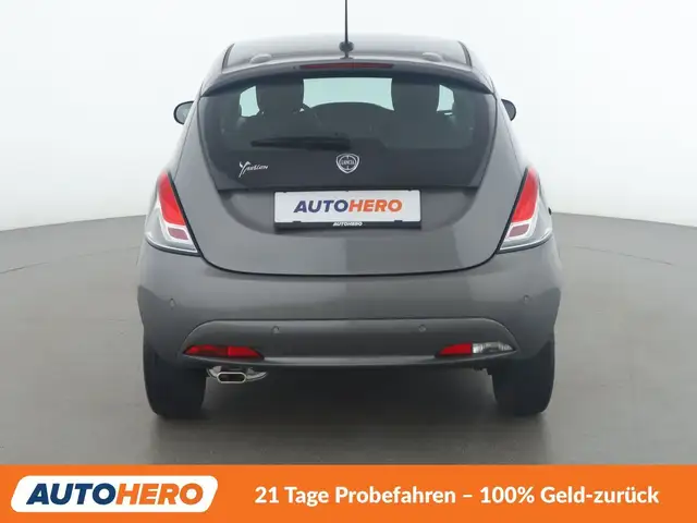 Lancia Ypsilon view 5