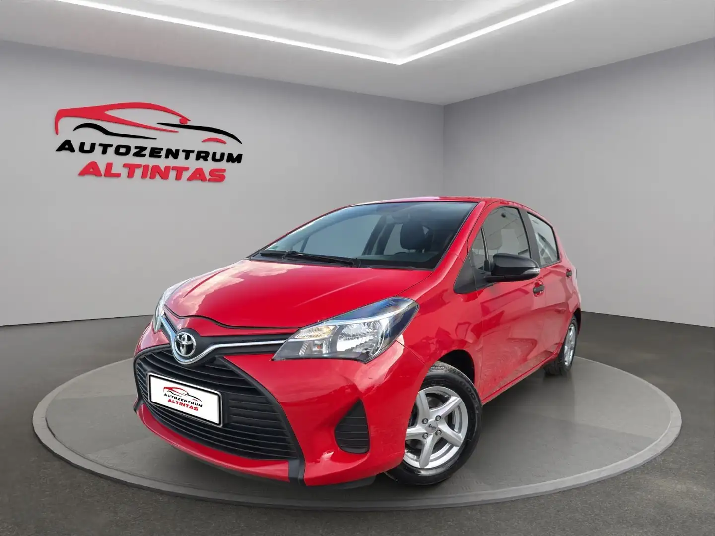 Toyota Yaris Basis*NAVI*44.000 KM**AHK*ISOFIX*TÜV NEU* Rood - 1