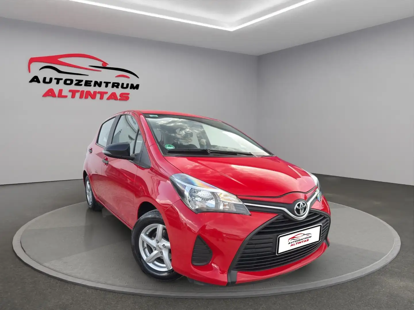 Toyota Yaris Basis*NAVI*44.000 KM**AHK*ISOFIX*TÜV NEU* Rood - 2