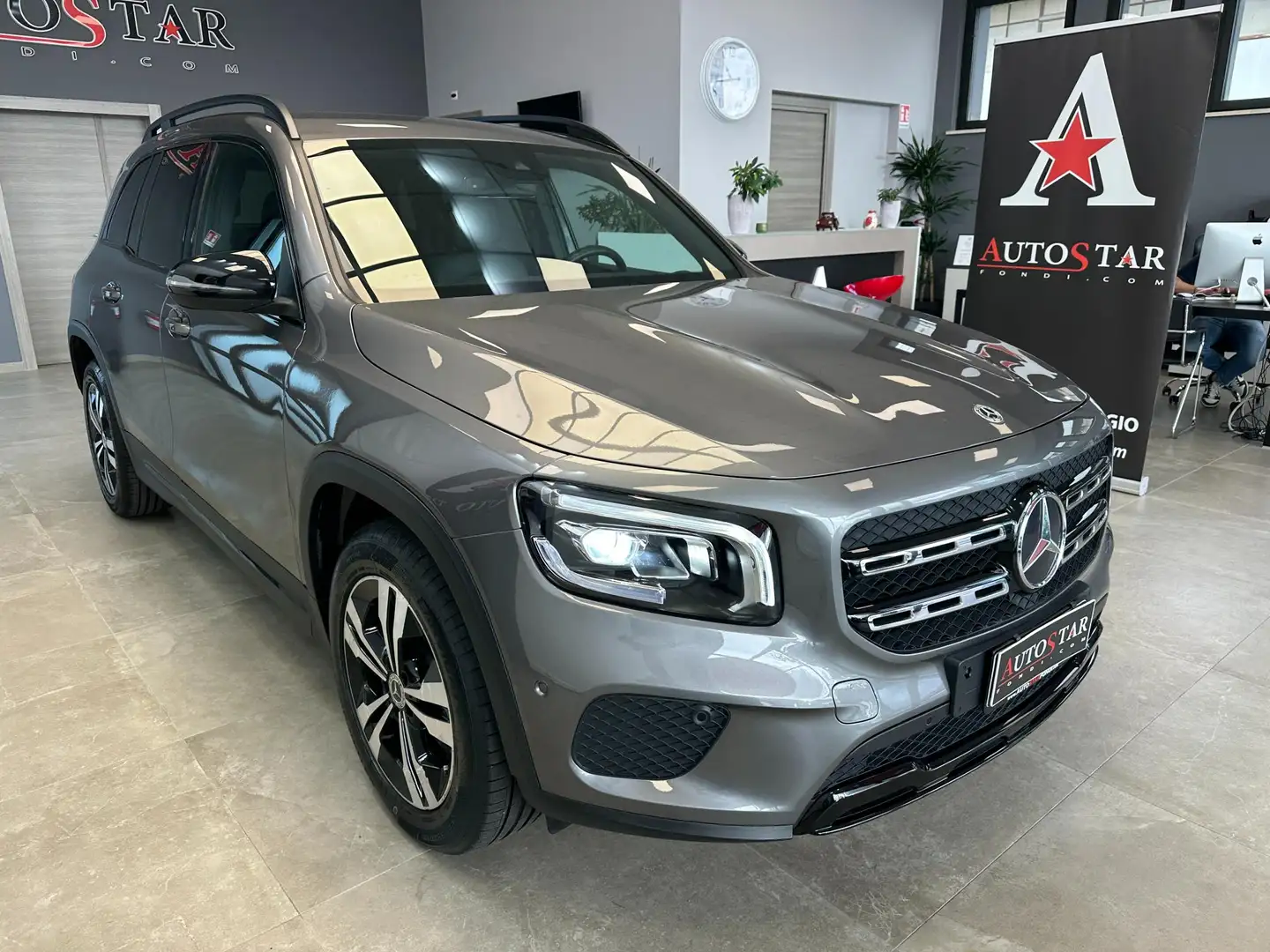 Mercedes-Benz GLB 200 200 d Sport Plus 4matic auto Altın - 1