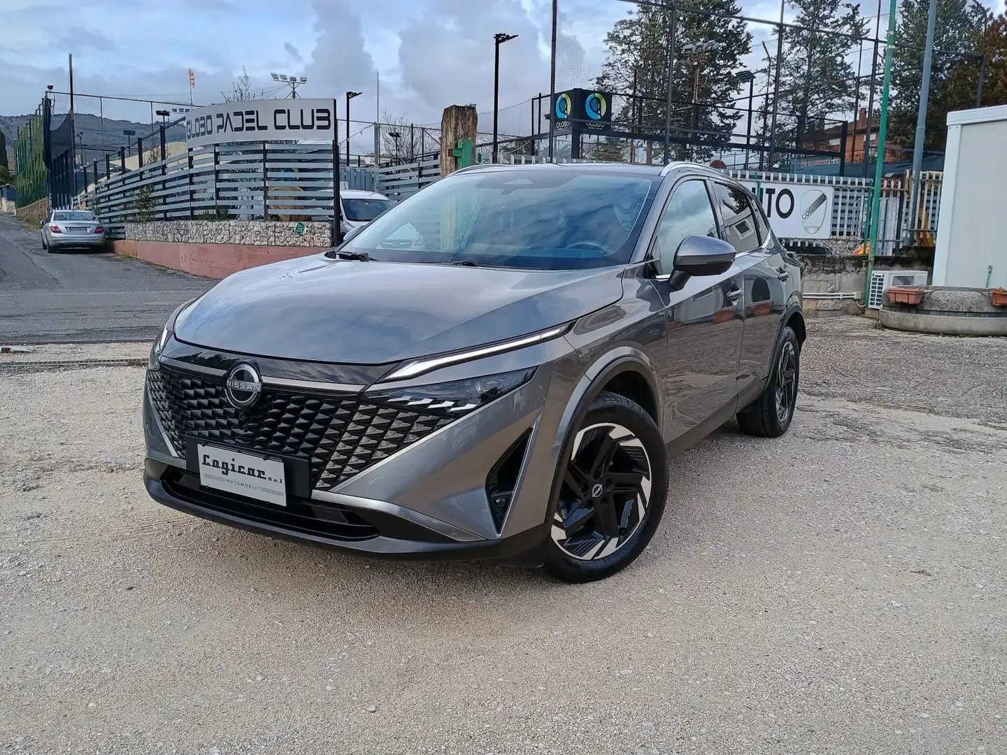 Nissan Qashqai 1.3 mhev N-Connecta 2wd 140cv*NAVI*TELECAMERA360* Grigio - 1