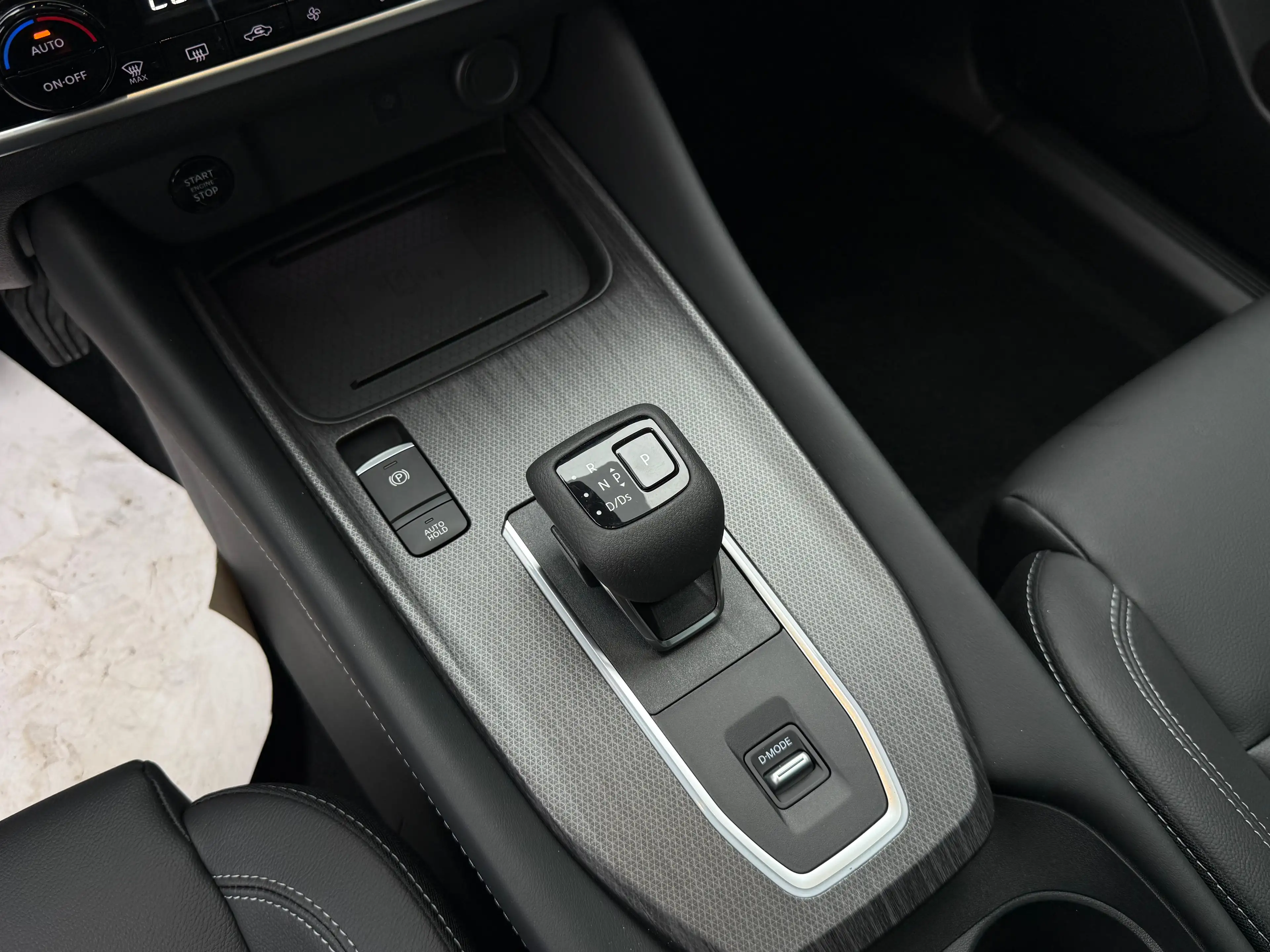 Nissan Qashqai 1.3 DIG-T MHEV Tekna Plus Xtronic Tekna Plus Xtronic — photo 13