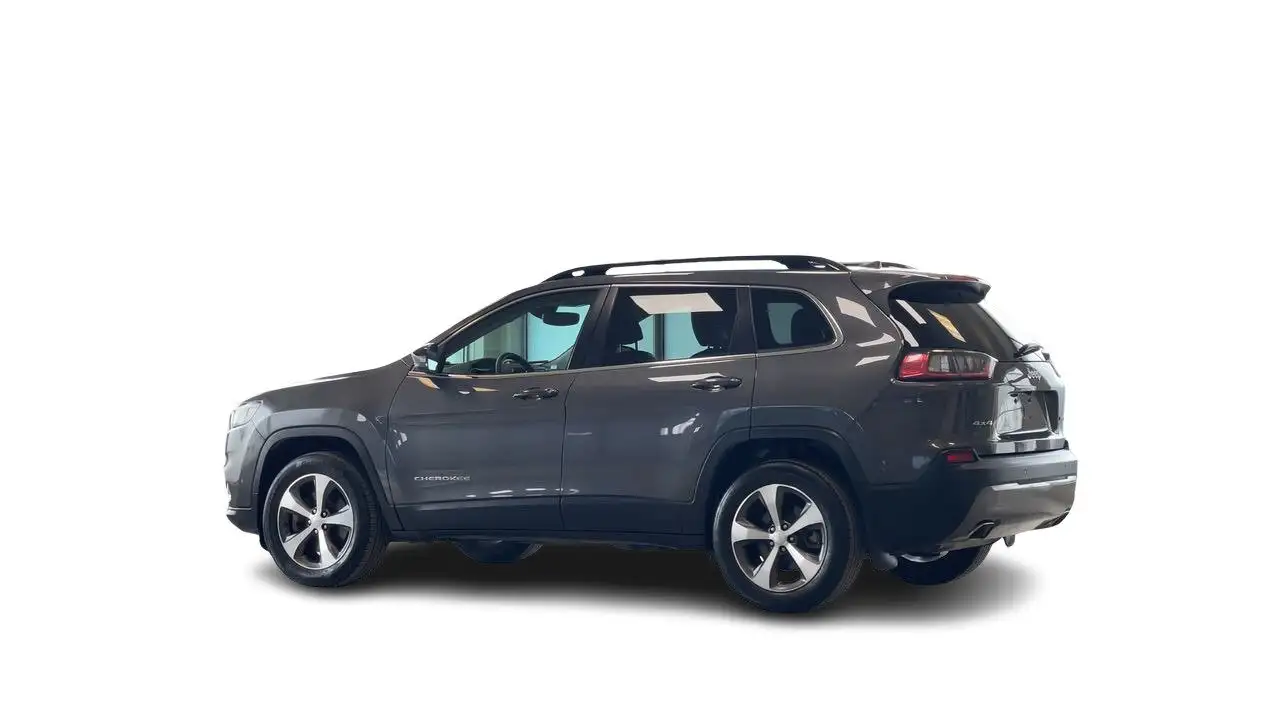 Jeep Cherokee снимка Jeep Cherokee