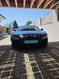 Coupé 5,2 quattro R tronic