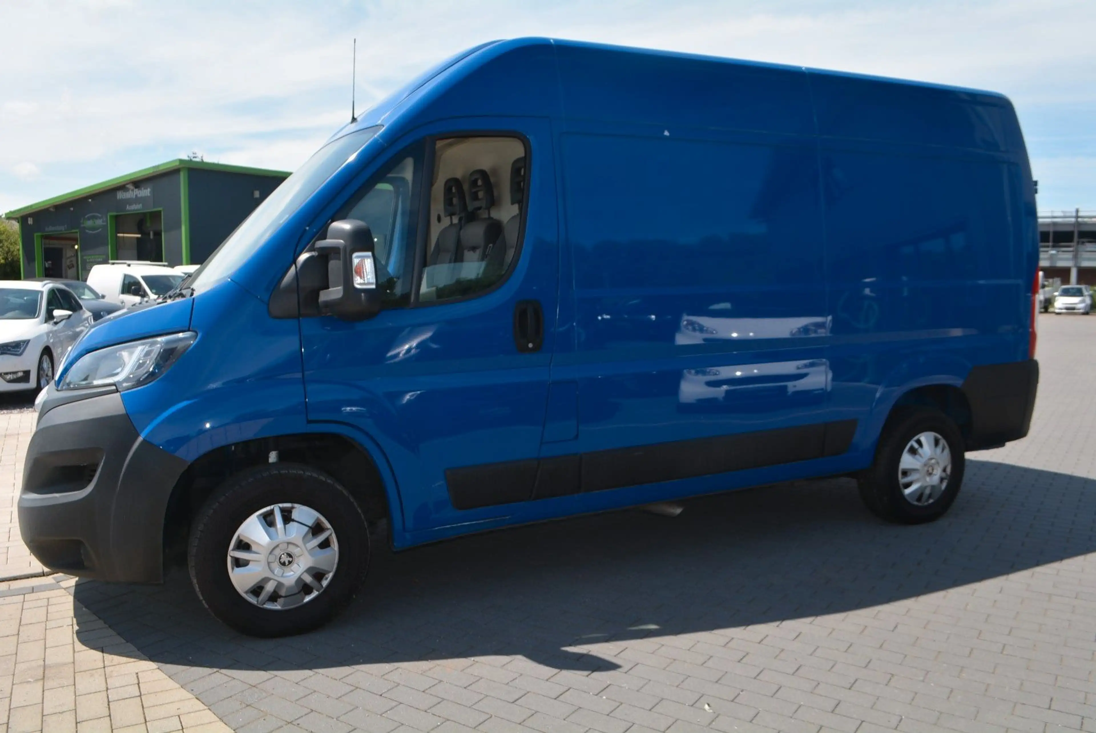 Peugeot Boxer Kasten Hochraum 435 L2H2 Premium BlueHDi 1 — photo 8