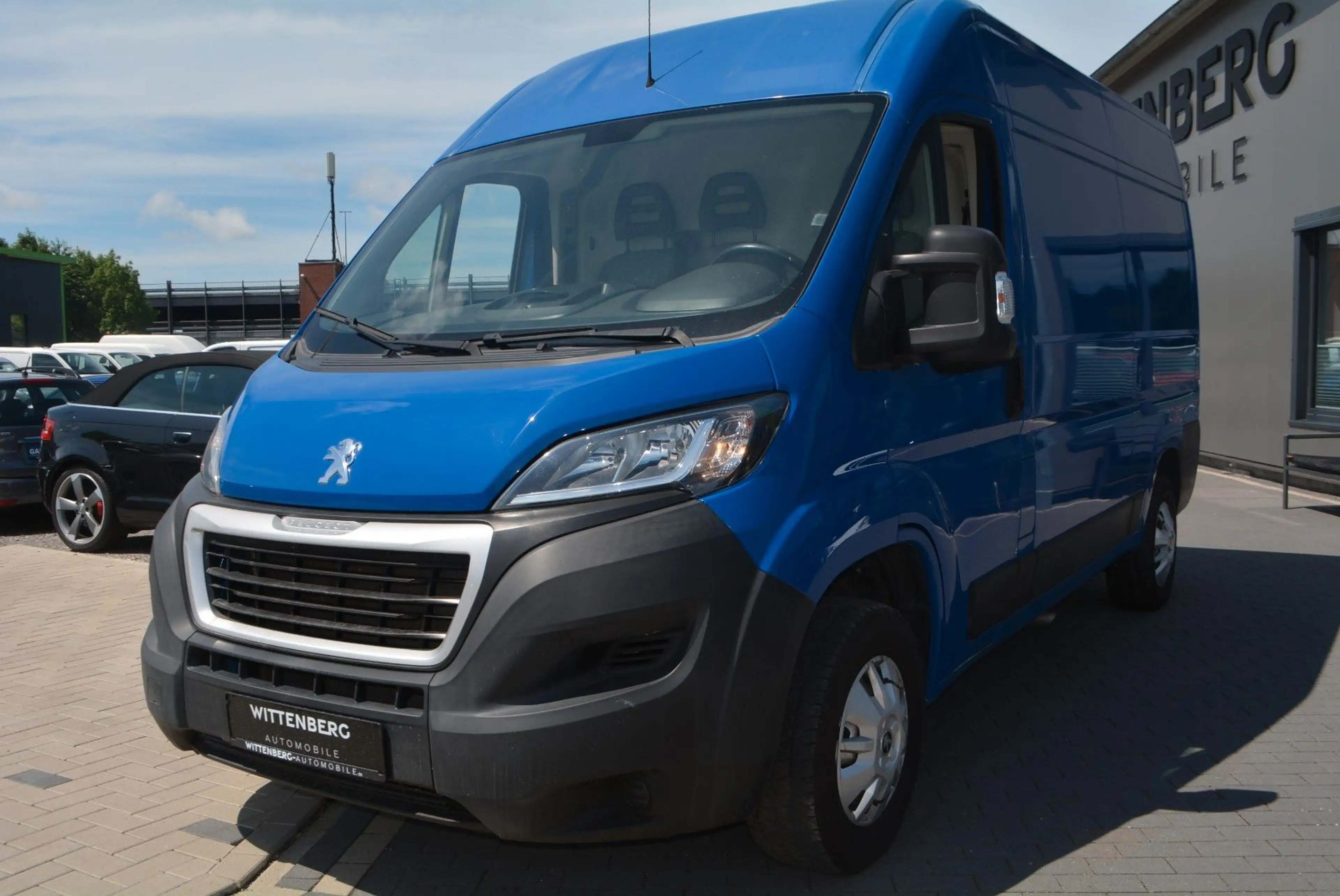 Peugeot Boxer Kasten Hochraum 435 L2H2 Premium BlueHDi 1 — photo 6