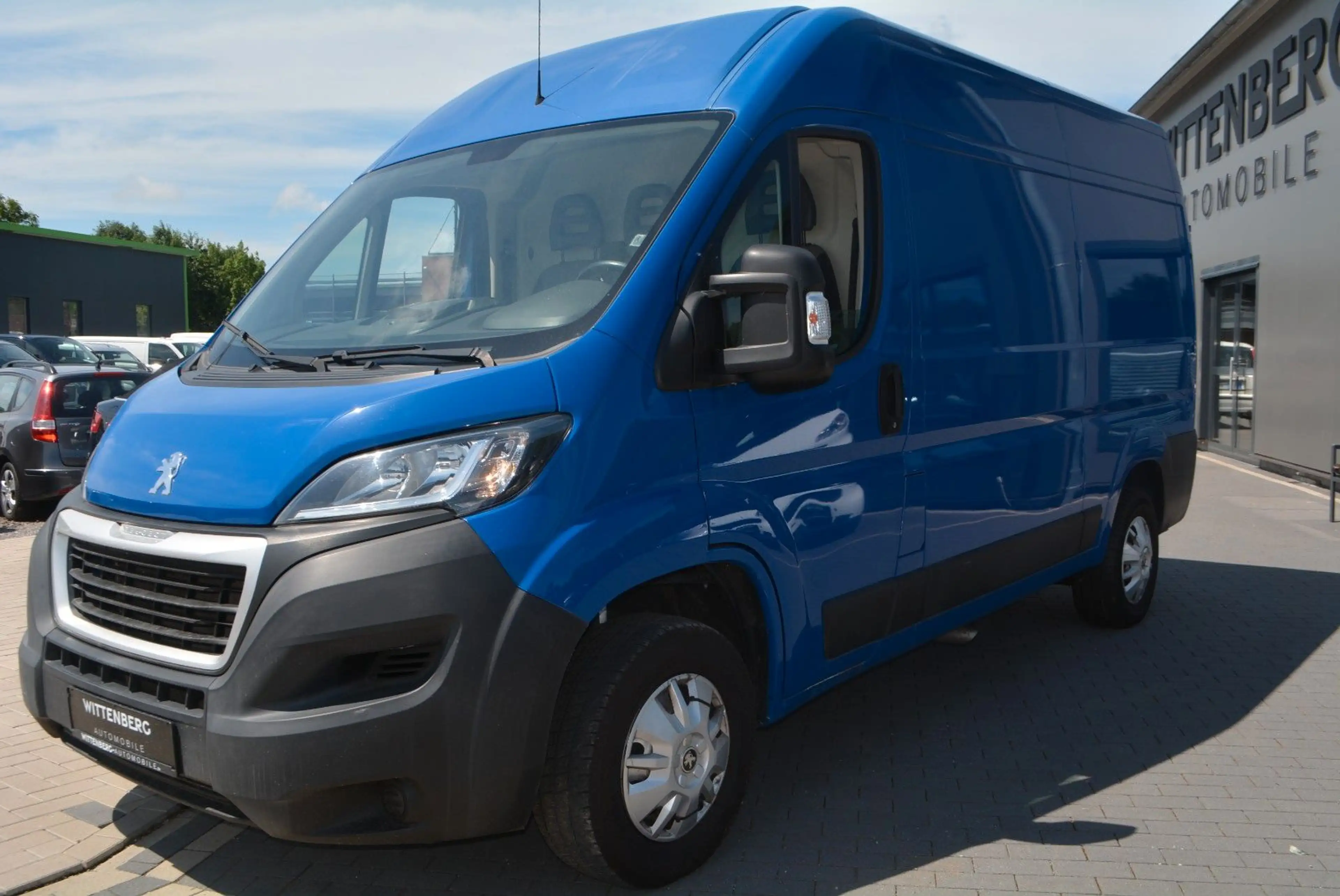 Peugeot Boxer Kasten Hochraum 435 L2H2 Premium BlueHDi 1 — photo 7