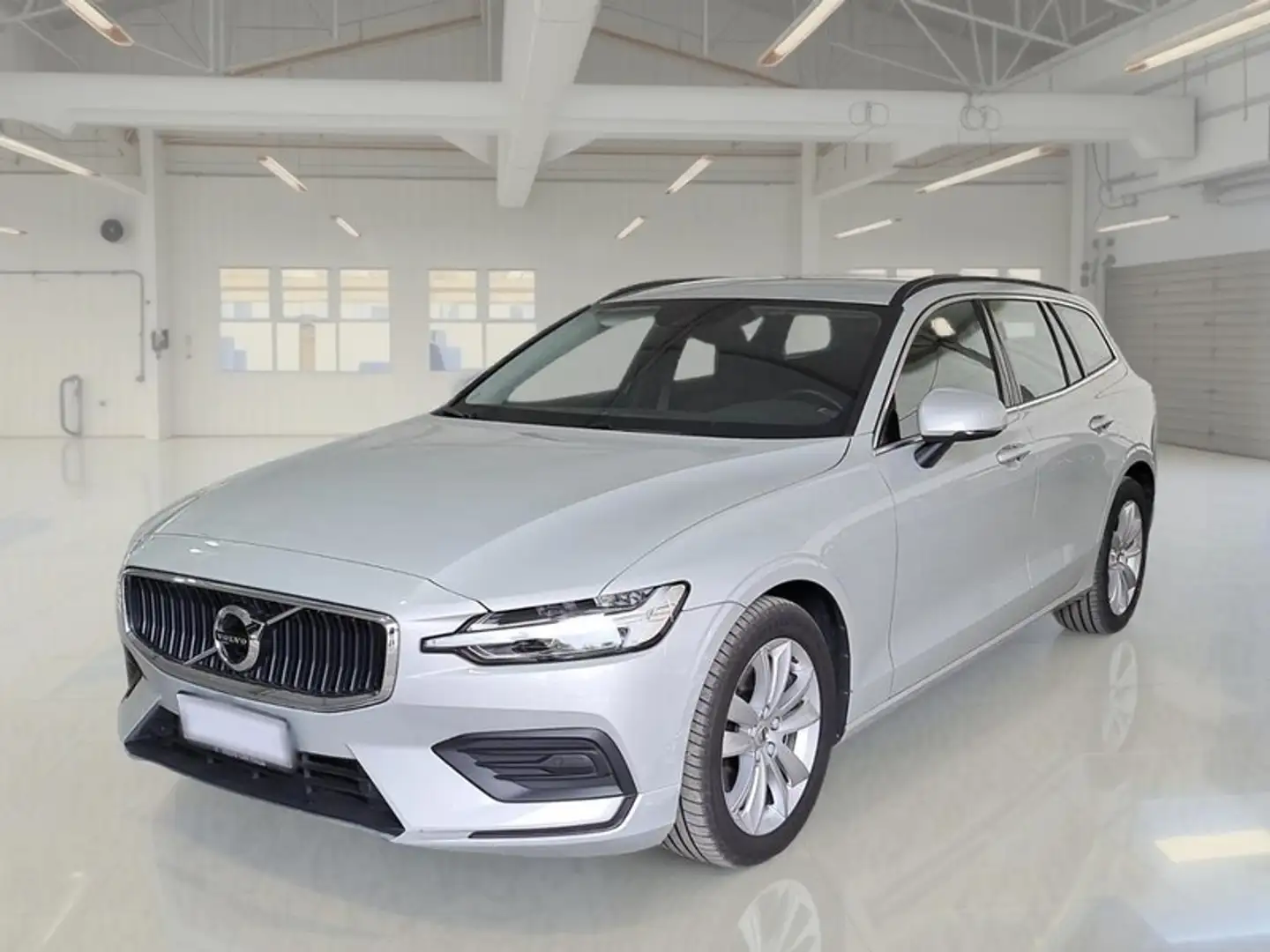 Volvo V60 B3 autom. Momentum Business Pro WAGON - 1