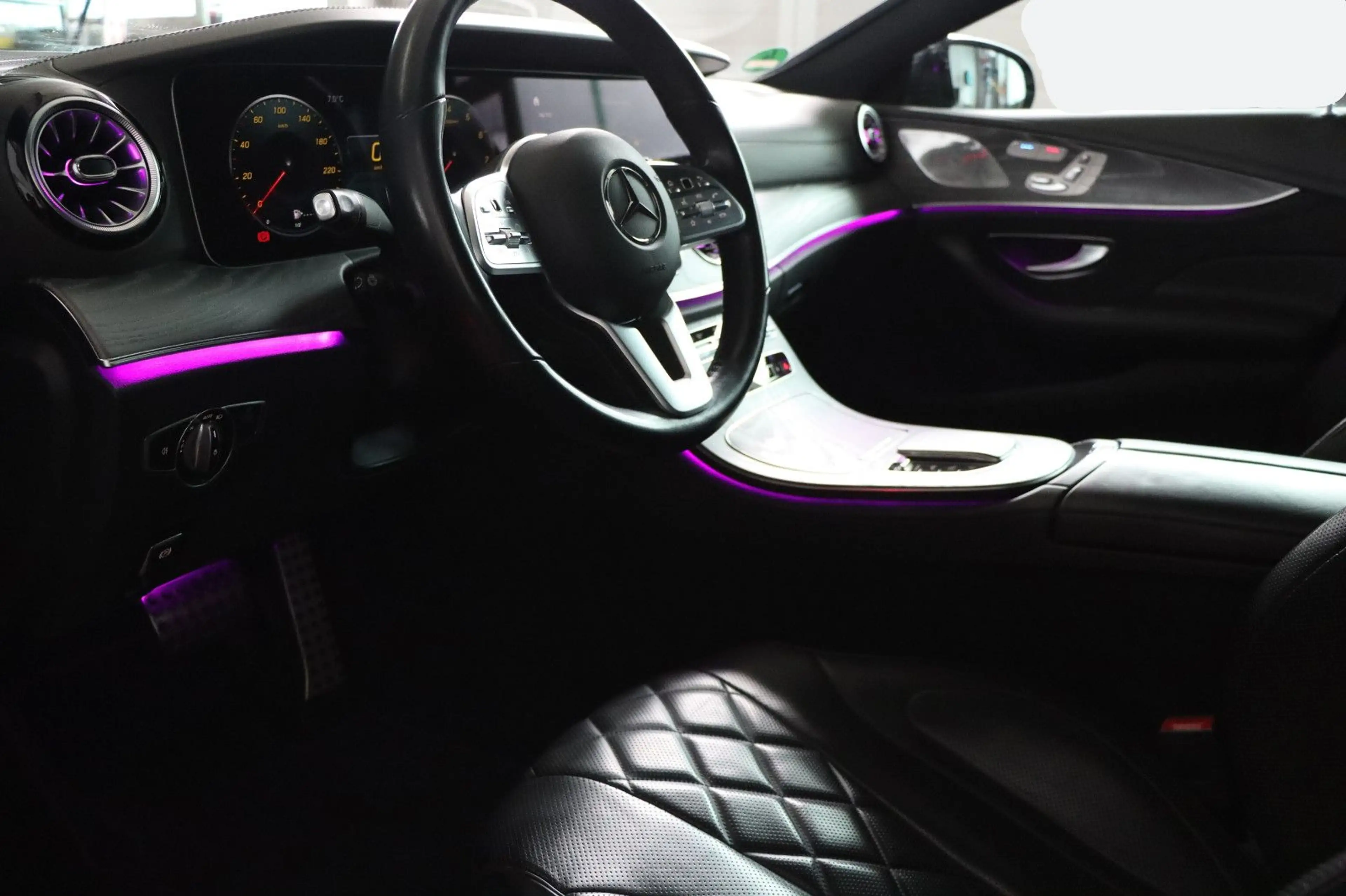 Mercedes-Benz CLS 450 4Matic AMG l DESIGNO l VOLL l — photo 13