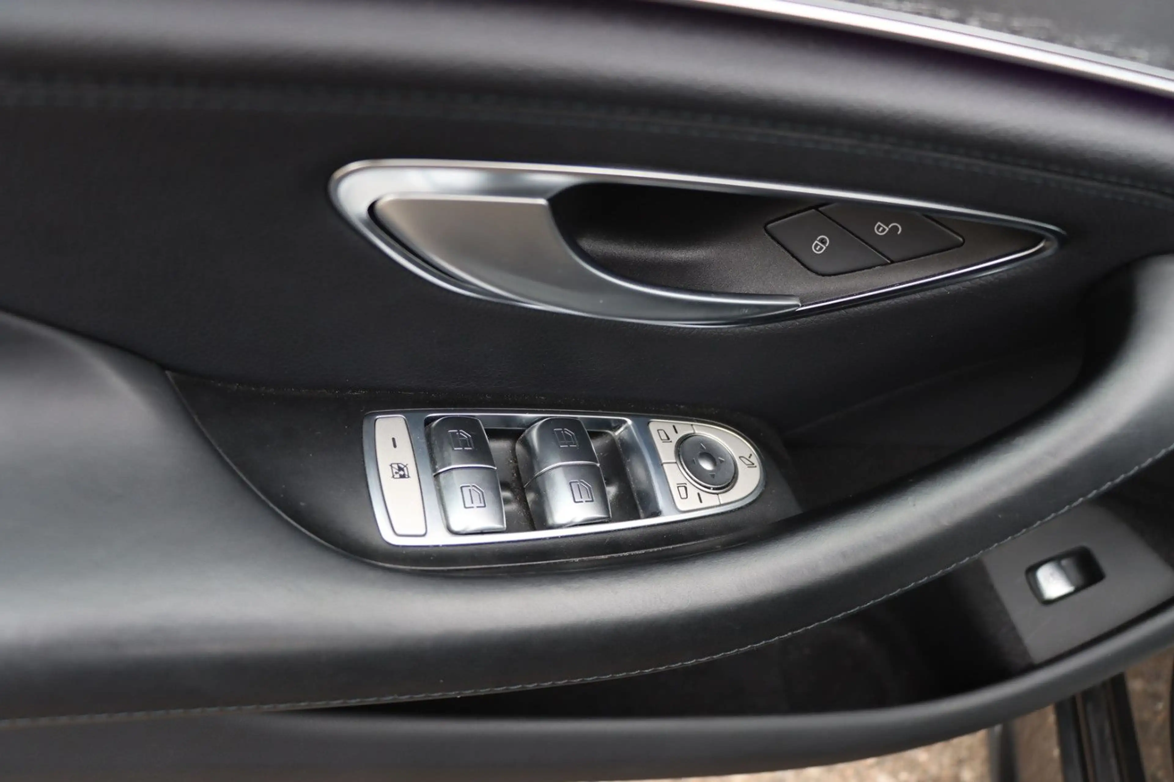 Mercedes-Benz CLS 450 4Matic AMG l DESIGNO l VOLL l — photo 10