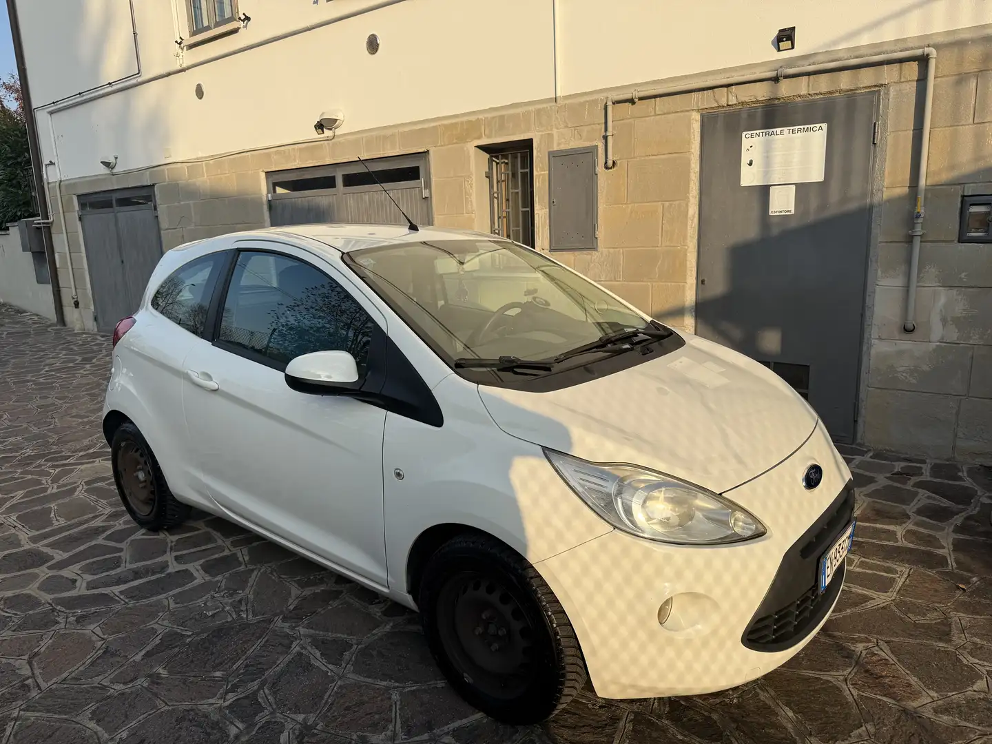 Ford Ka/Ka+ Ka 1.3 70cv - 2