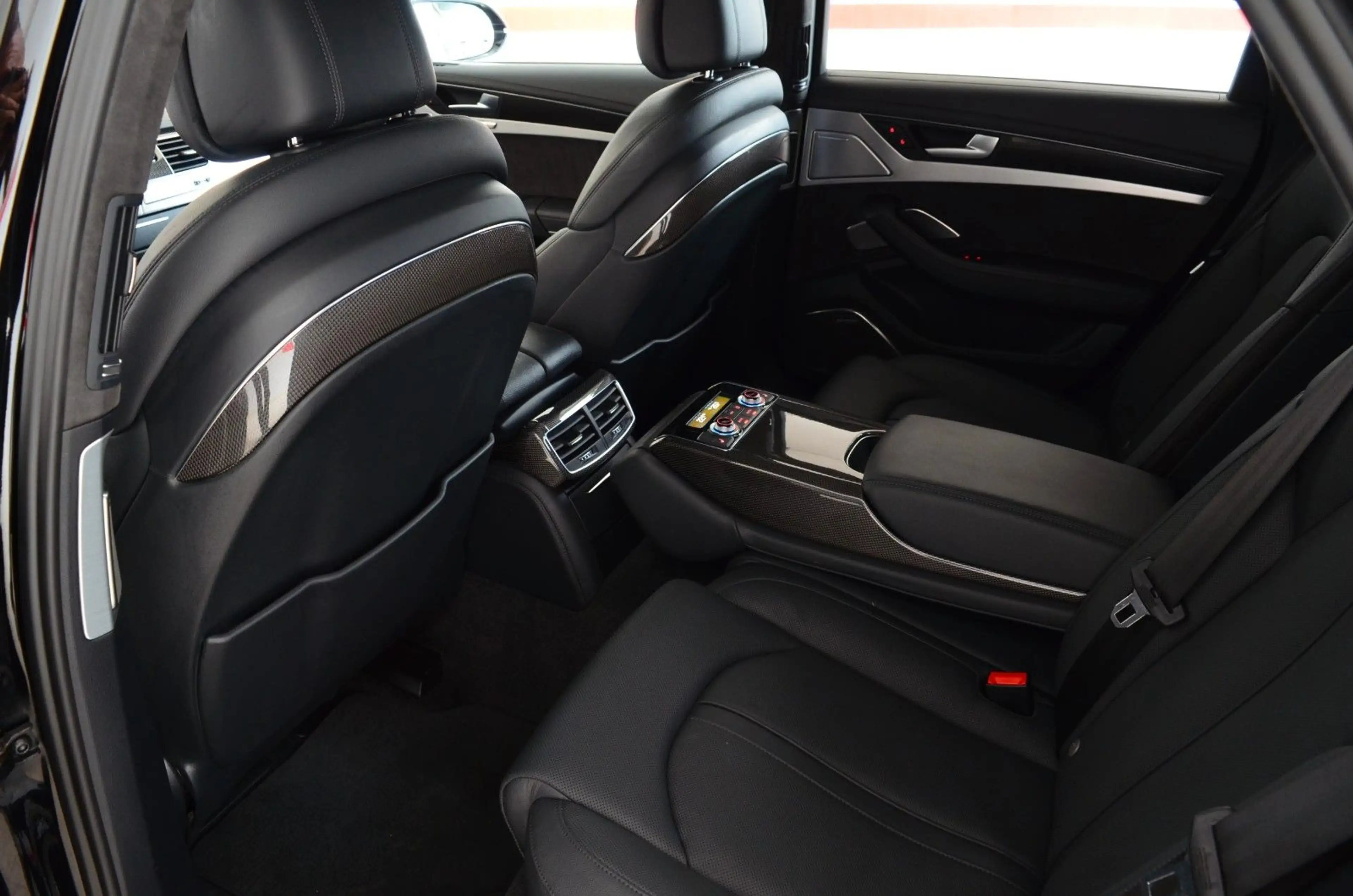 Audi S8 4.0 TFSI quattro plus Black Edition VIP |LED — photo 7