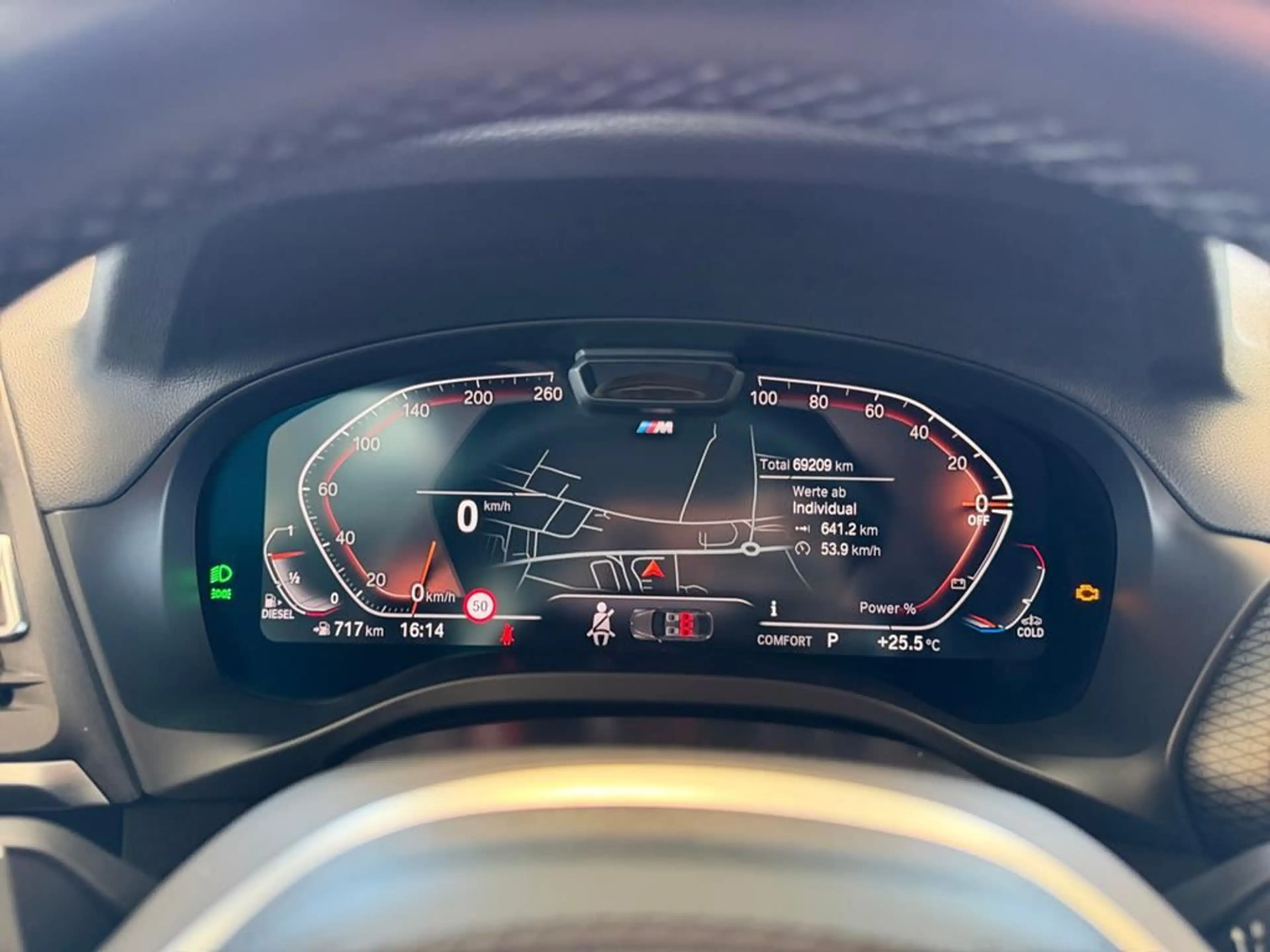 BMW X4 M Sport — photo 14