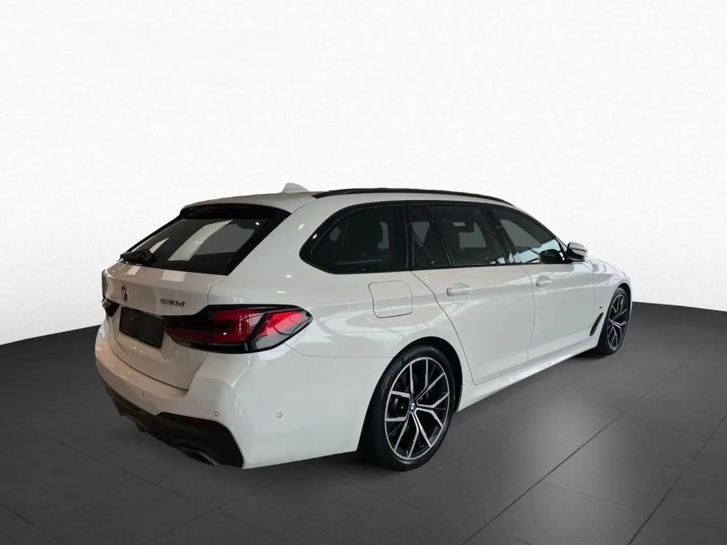 BMW 530 Touring 530d TwinPower Turbo 286 ch BVA8 M Sport Blanc - 2