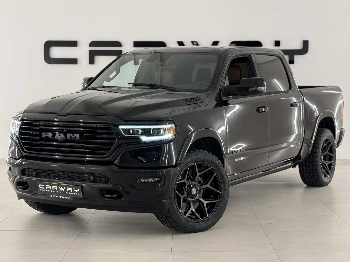 Dodge RAM 1500 5.7 V8 Longhorn Limited Zwart - 2