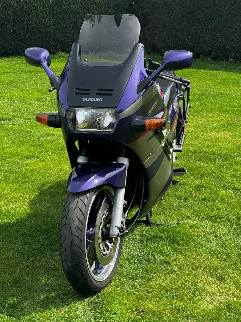 Suzuki GSX 1100 GSX1100F - 1