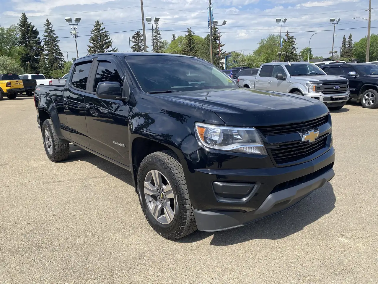 Chevrolet Colorado снимка Chevrolet Colorado