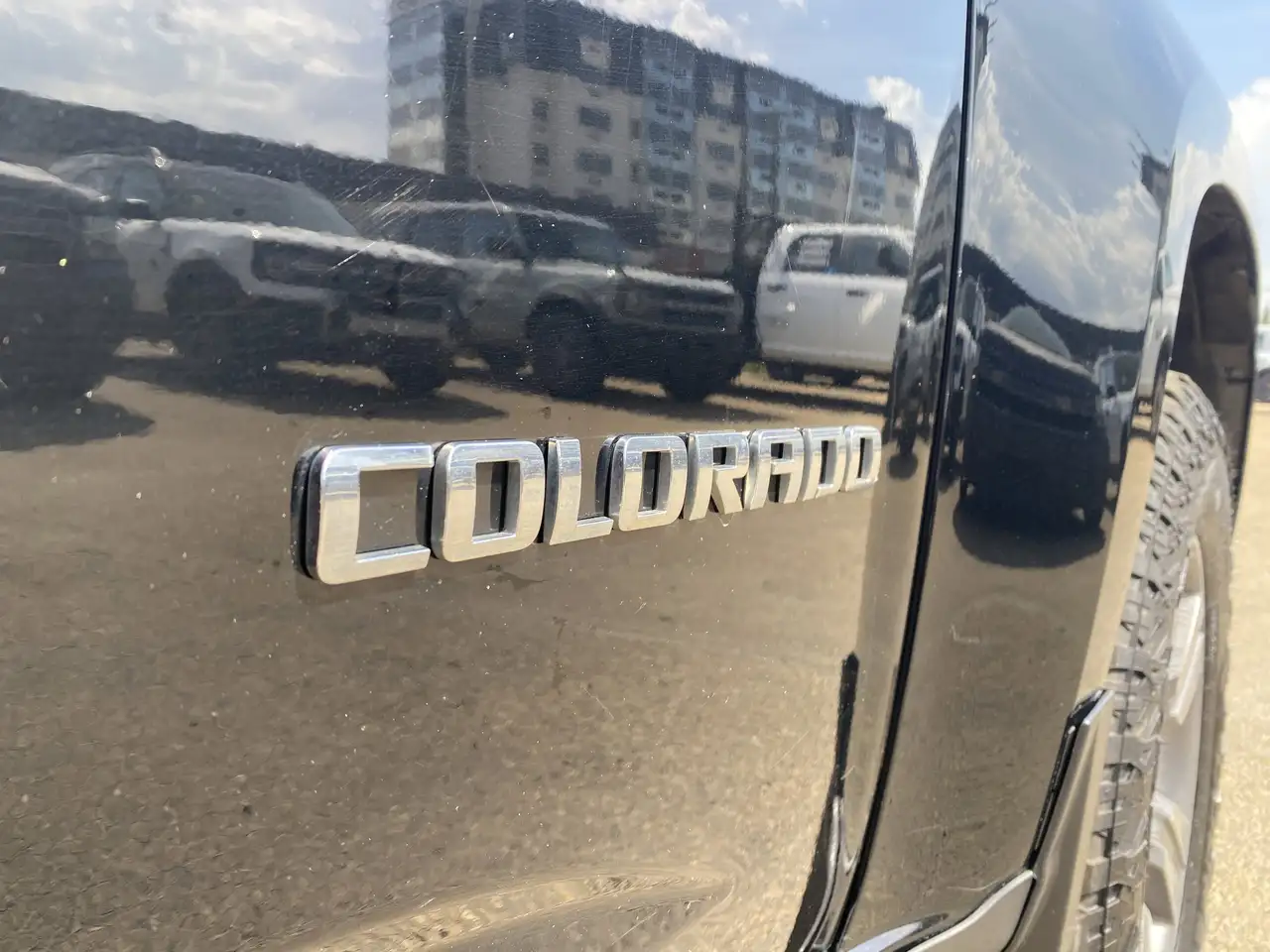 Chevrolet Colorado снимка Chevrolet Colorado