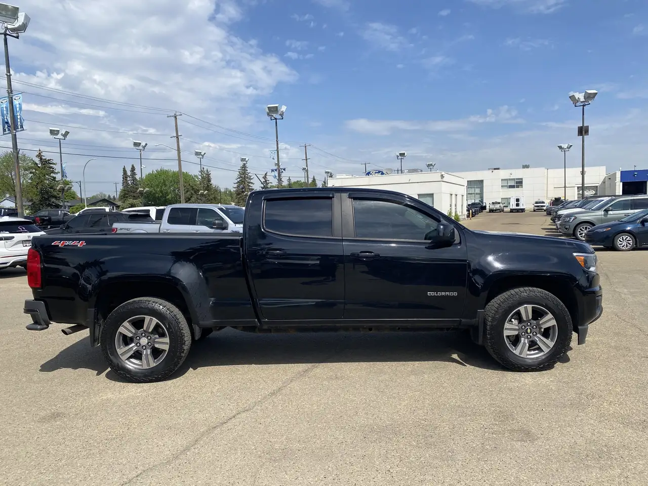 Chevrolet Colorado снимка Chevrolet Colorado