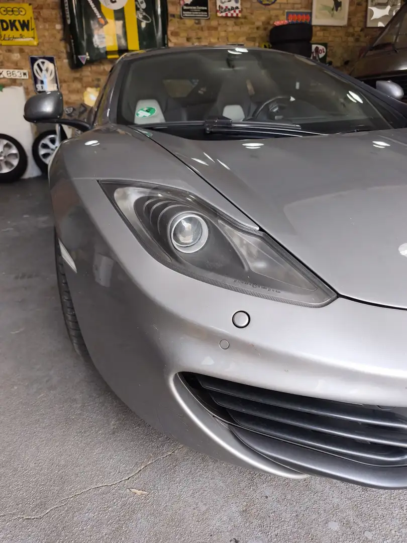 McLaren MP4-12C Argent - 2