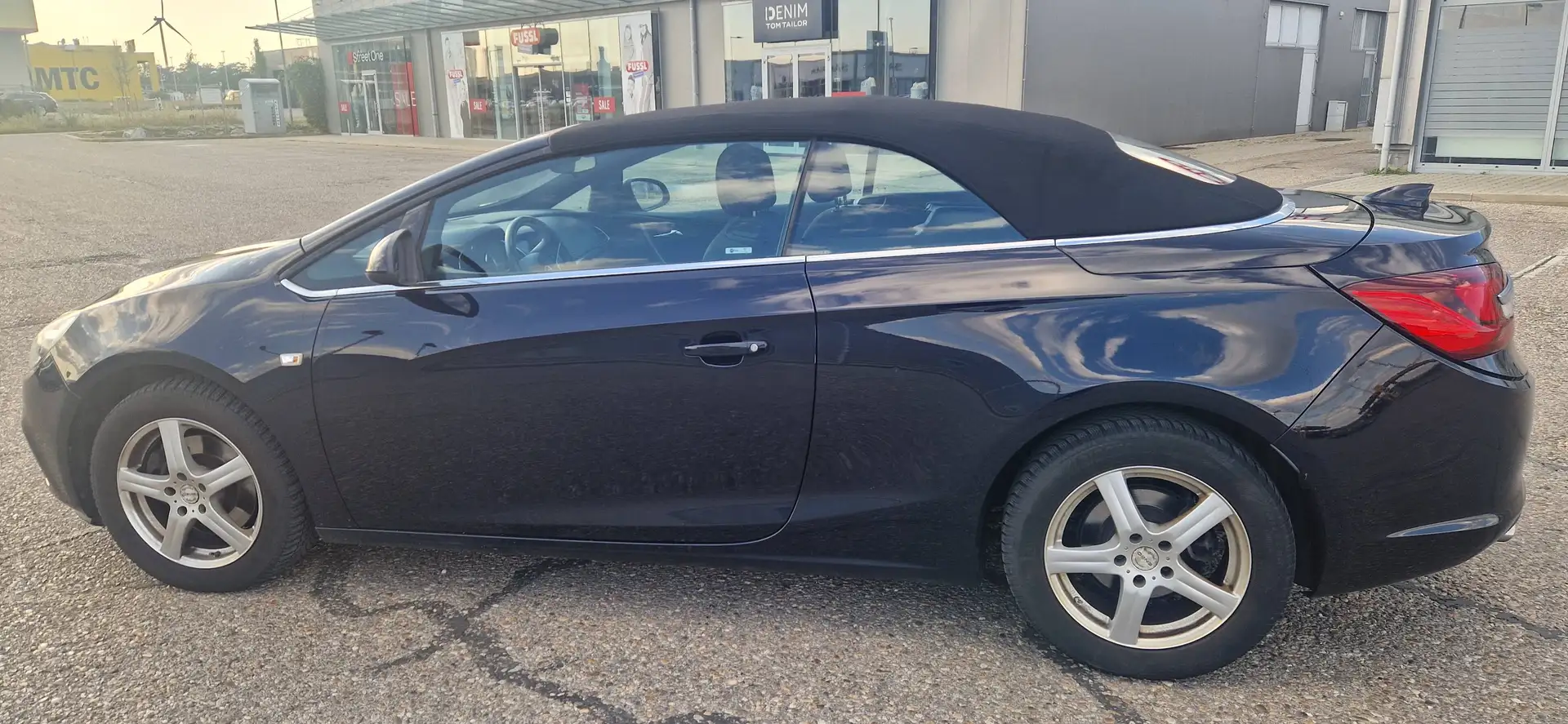 Opel Cascada Cascada 1,4 Turbo Ecotec Innovation Innovation Blau - 2