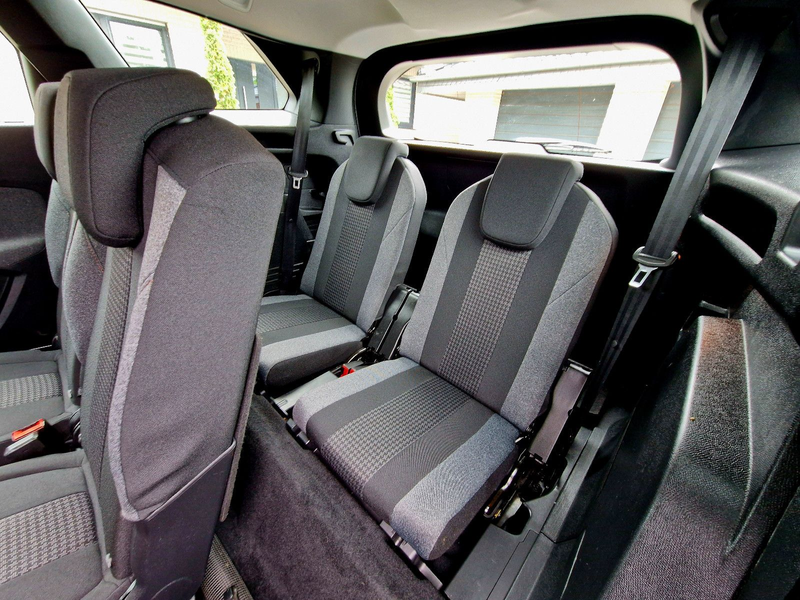 Peugeot 5008 Active Pack (7-Sitzer, 1. Hand, Facelift) — photo 15