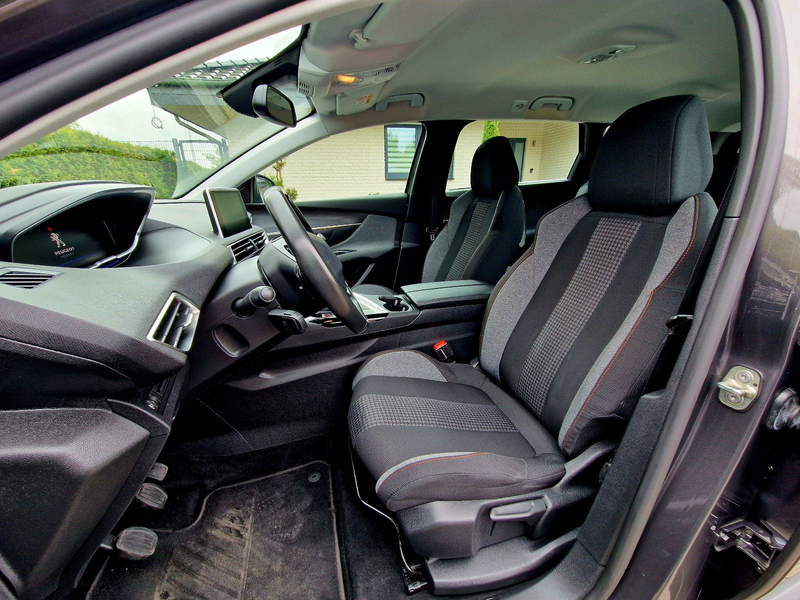 Peugeot 5008 Active Pack (7-Sitzer, 1. Hand, Facelift) — photo 13