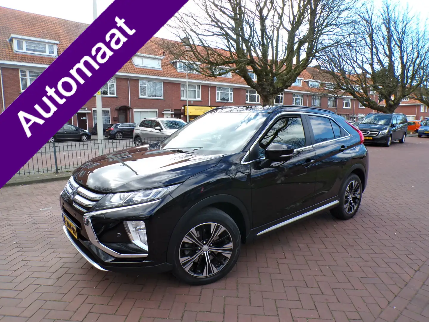 Mitsubishi Eclipse Cross 1.5 DI-T 4WD Instyle ELECTRISCH PANORAMADAK APPLE Černá - 1