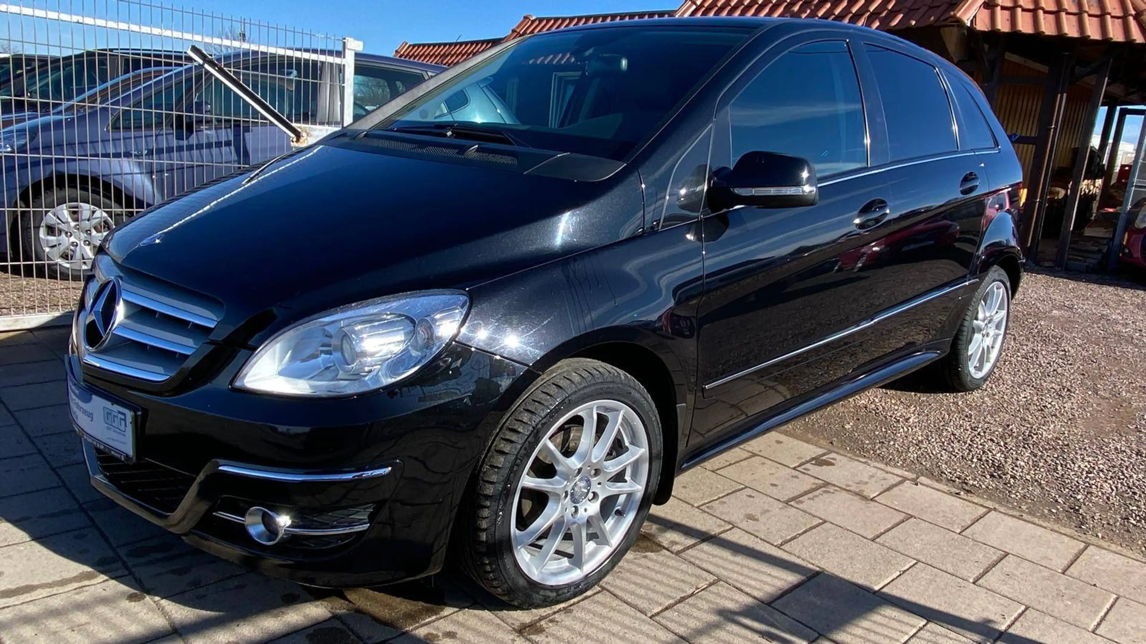 Mercedes-Benz B 200 B 200 Automatic, Klimaauto, AHK, Scheckheft — photo 2