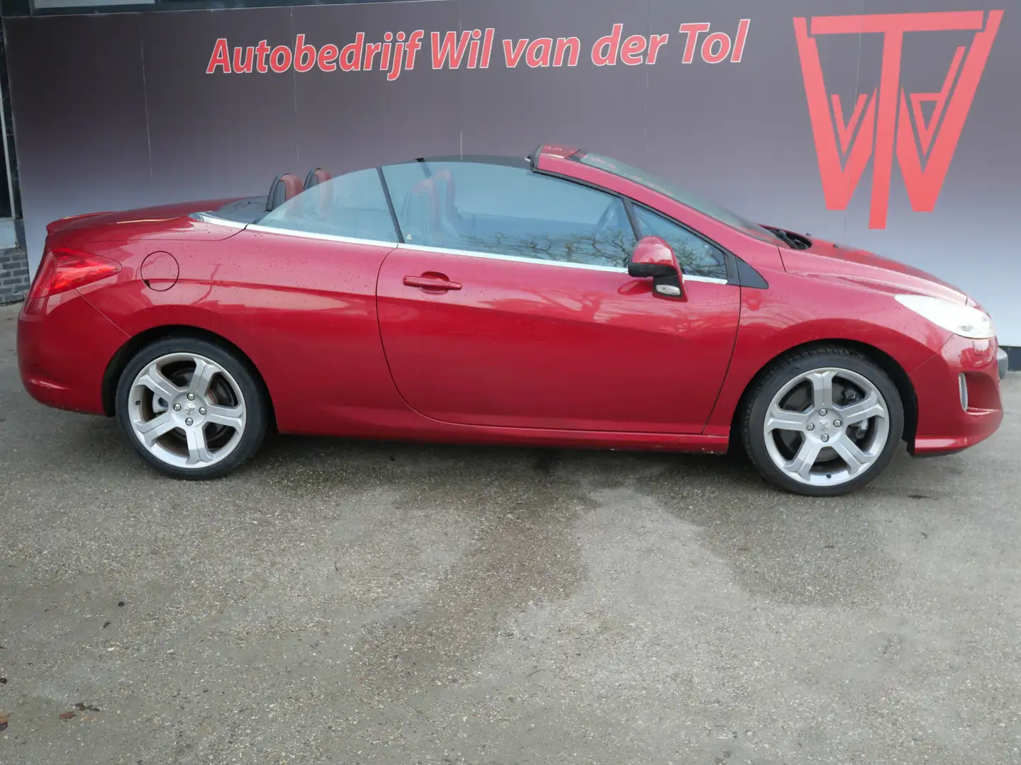 Peugeot 308 CC 1.6 THP FÉLINE | LEER | XENON | NL-AUTO | 200 P Rot - 1