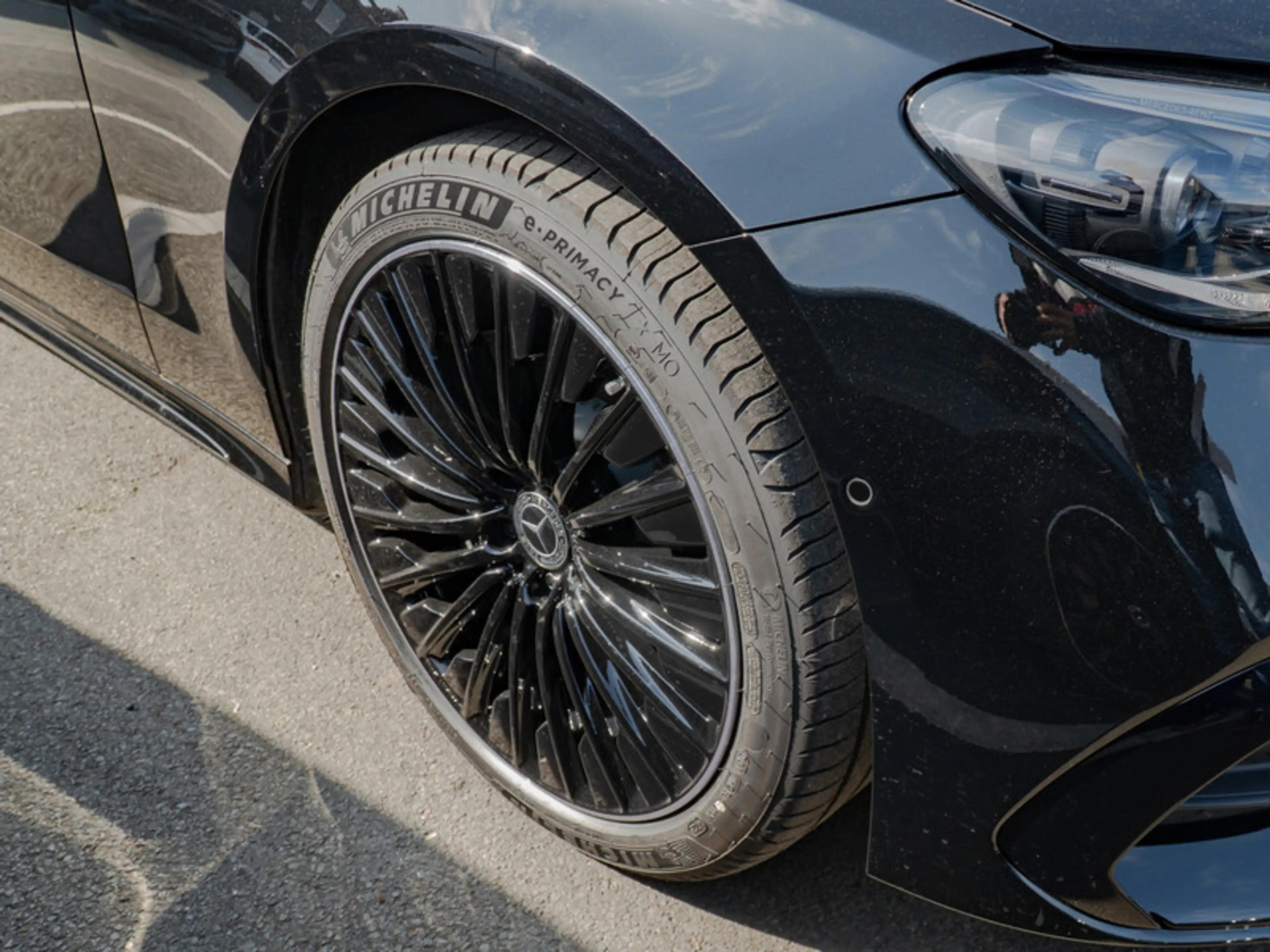 Mercedes-Benz E 200 AMG-Sport/DIGITAL/Pano/Burm/Night/Distr/20 — photo 4