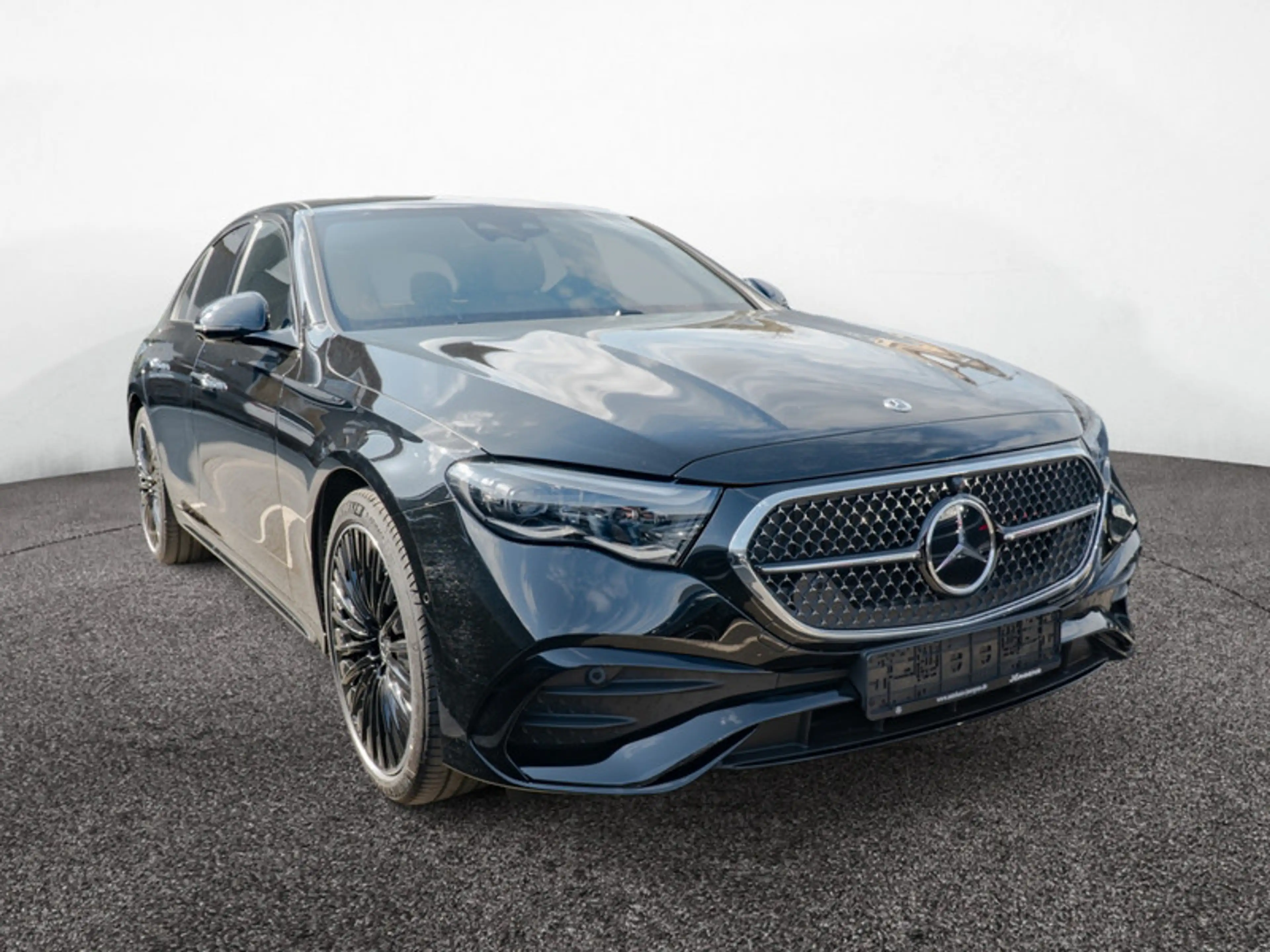 Mercedes-Benz E 200 AMG-Sport/DIGITAL/Pano/Burm/Night/Distr/20 — photo 2