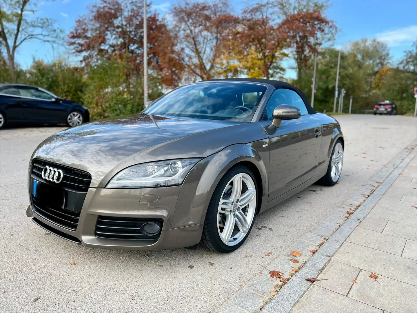 Audi TT Roadster 1.8 TFSI - Neuwagenzustand 15000km - 1