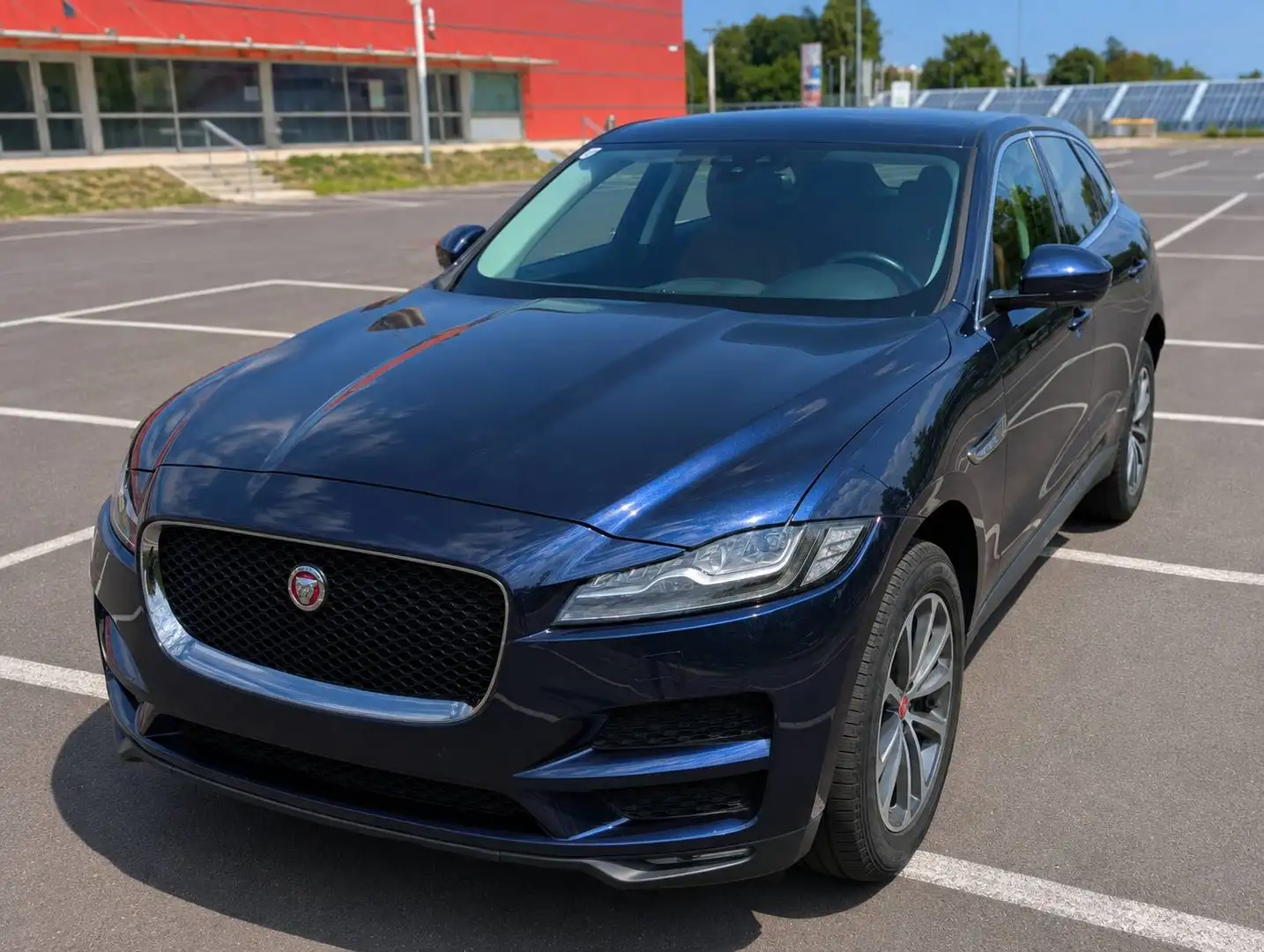Jaguar F-Pace F-Pace 30d AWD Portfolio Aut. Portfolio Blau - 1