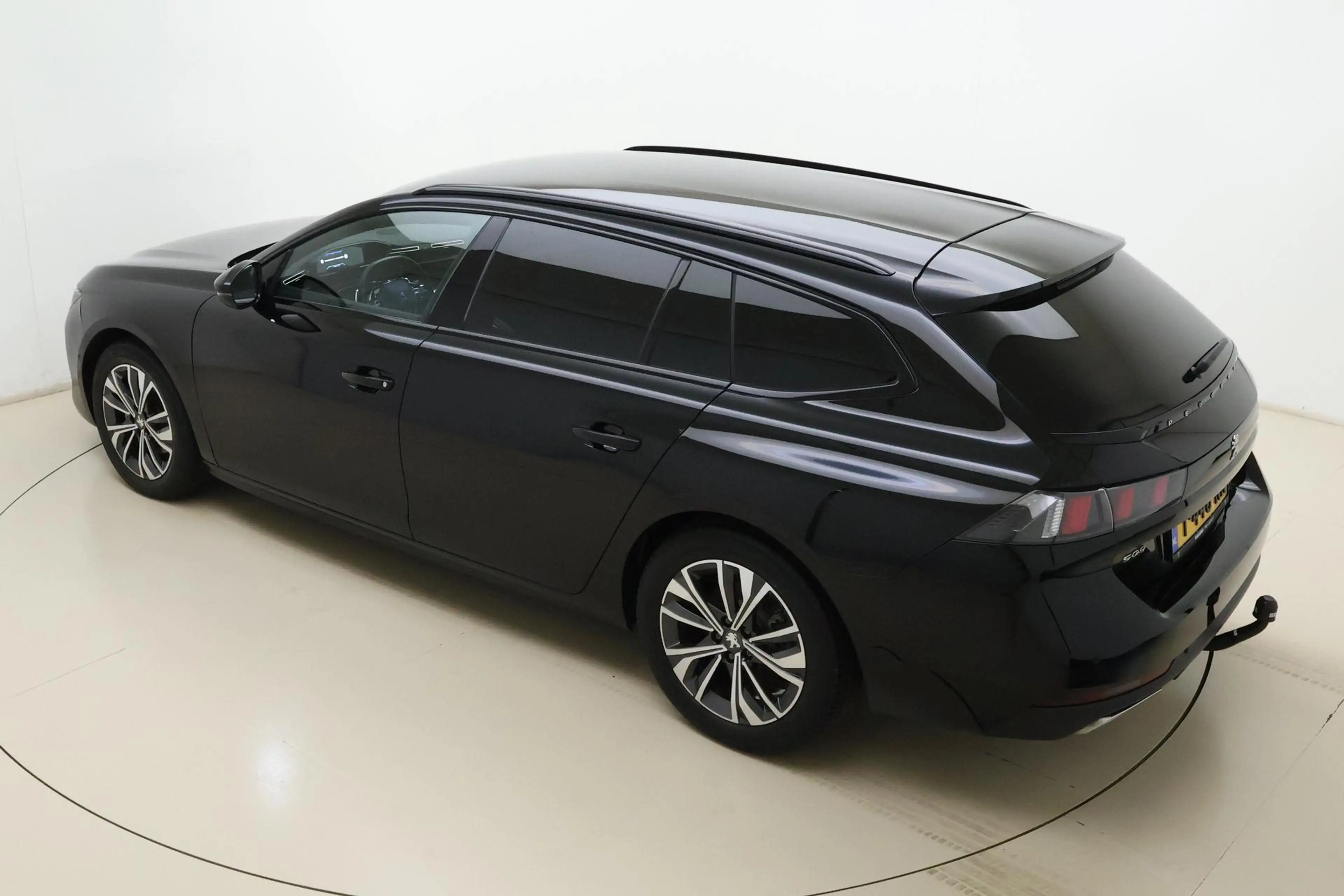 Peugeot 508 SW 1.2 PureTech Allure Pack Business | Adaptive Cr — photo 4