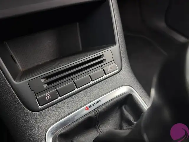 Volkswagen Tiguan view 12