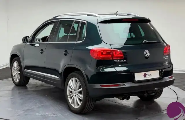 Volkswagen Tiguan view 5