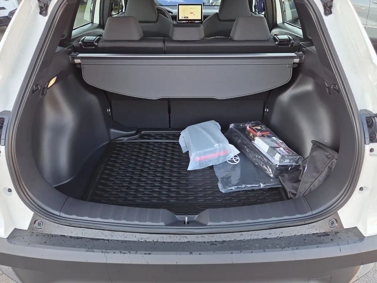 Toyota Corolla Cross 1,8 Hybrid Comfort 7