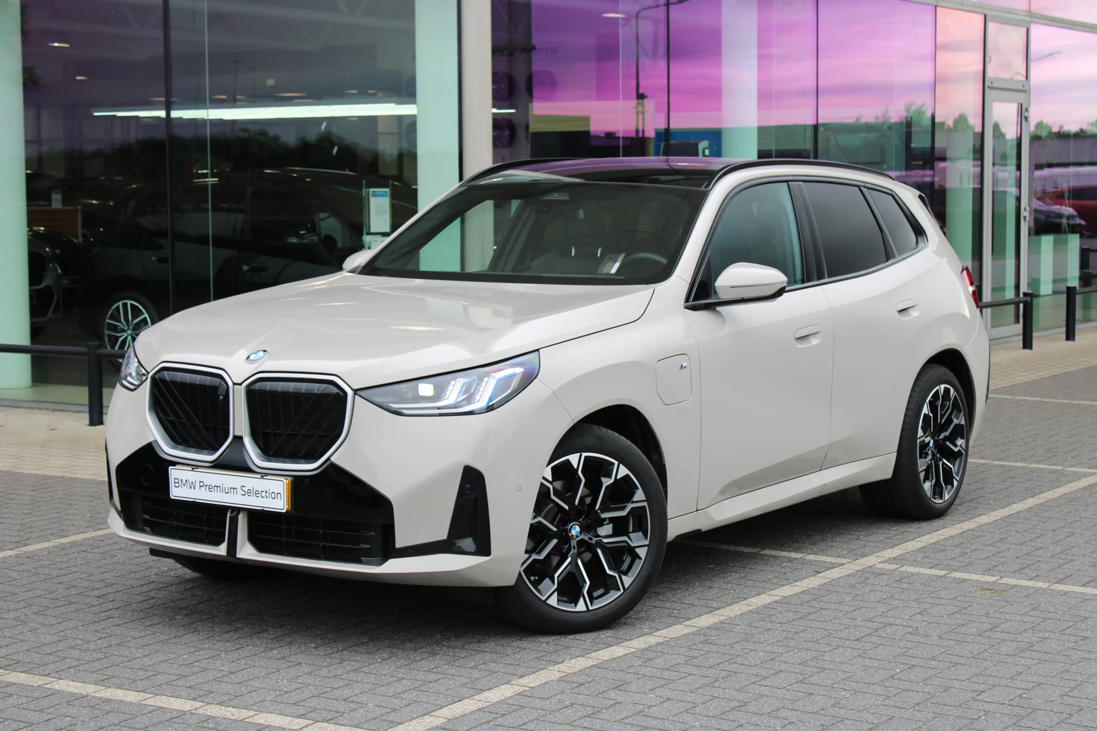 BMW X3 30e xDrive M Sport Automaat / Panoramadak / Sports — photo 11