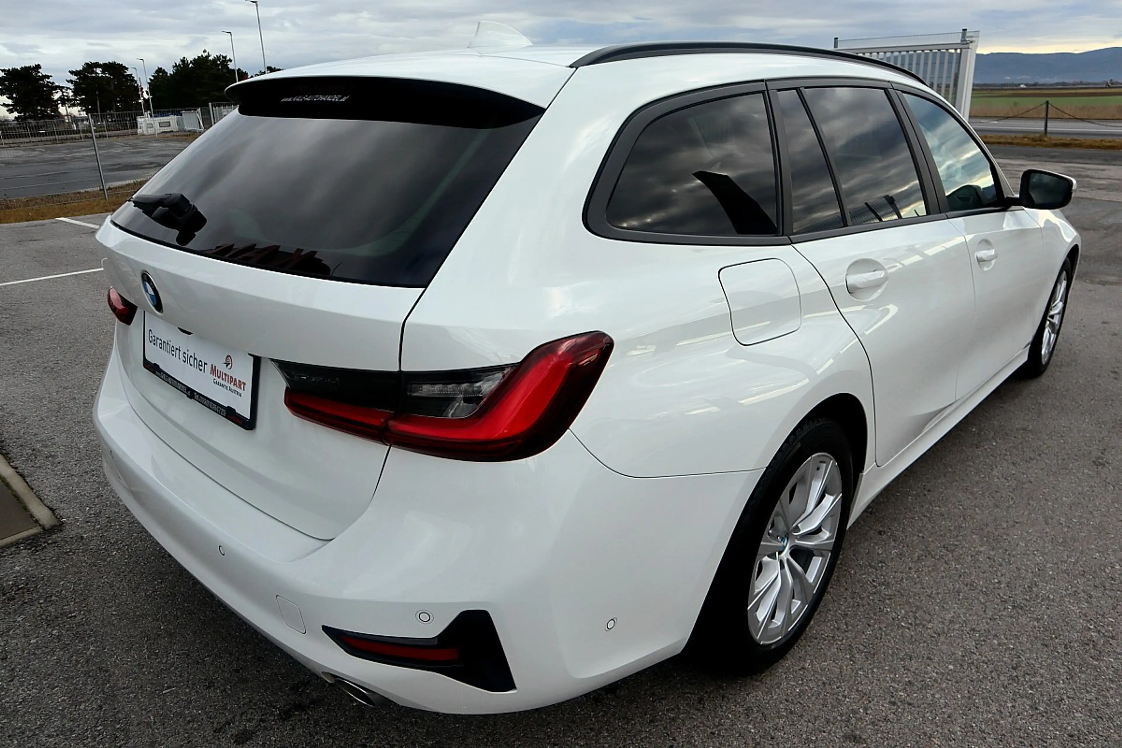 BMW 316 d 2.0 Diesel 48 V Touring Aut.*1.Besitz* Leders... — photo 4