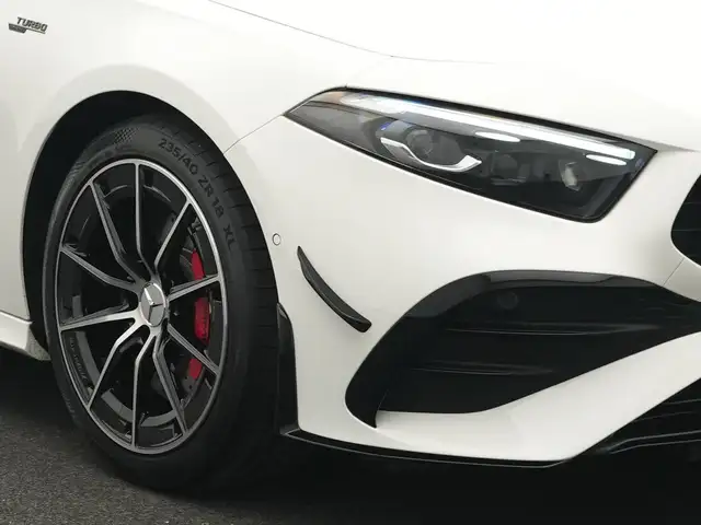 Mercedes-Benz A-Class view 9