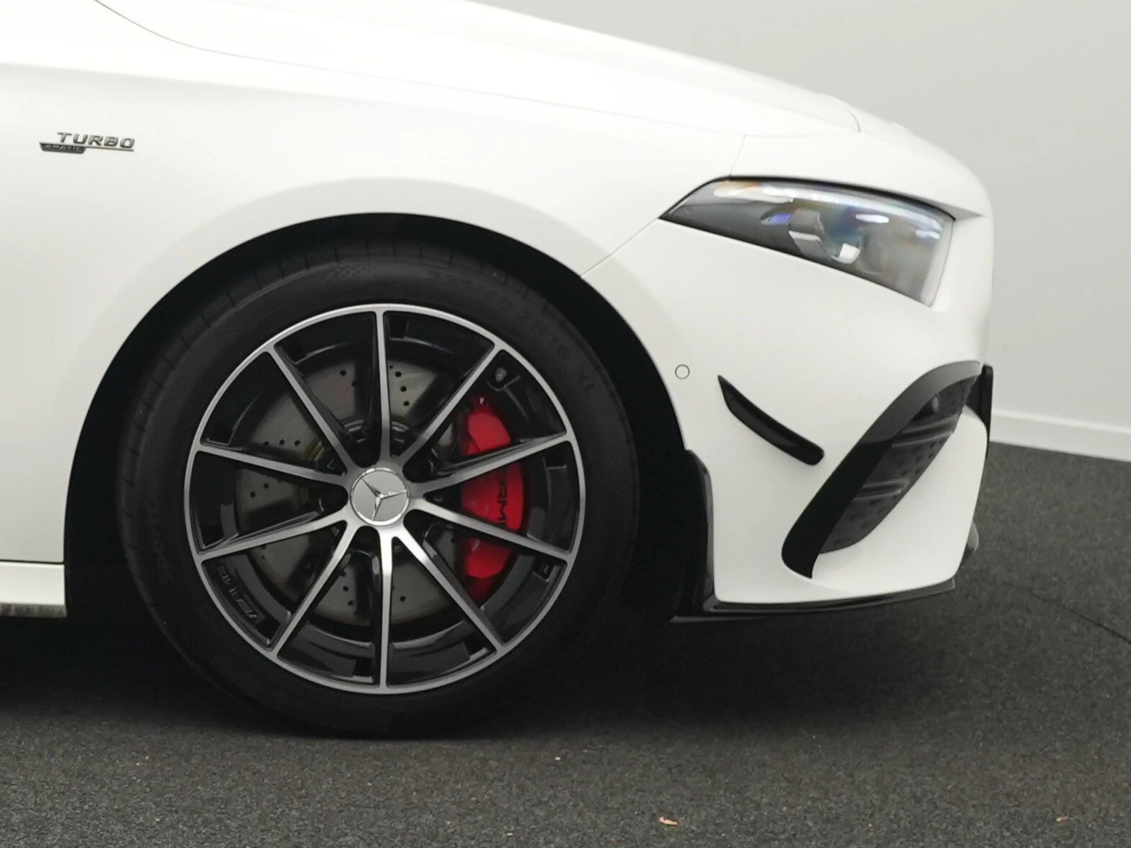 Mercedes-Benz A 35 AMG A 35 AMG 4M Multi+Pano+Night+Totw Advanced Plus — photo 8