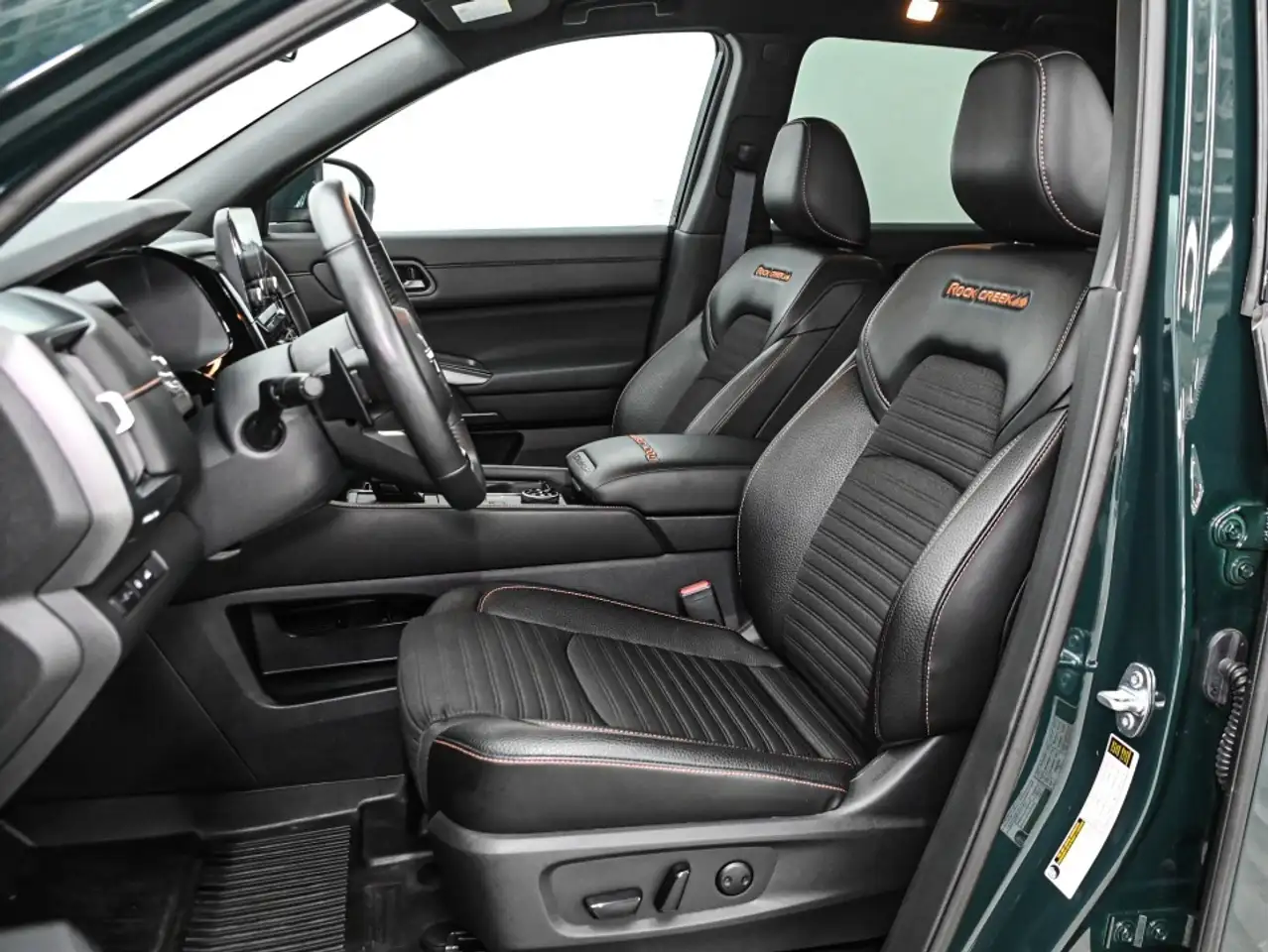 Nissan Pathfinder снимка Nissan Pathfinder
