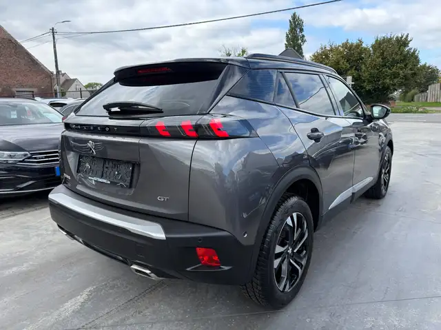Peugeot 2008 view 5