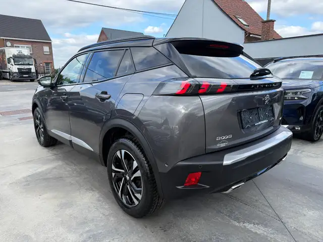 Peugeot 2008 view 7